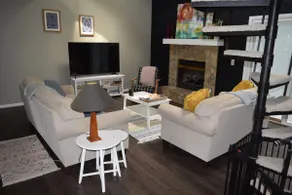 4 bedroom close to lake, downtown, mall - Image 5