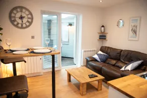 The Captains Cabin, Feckenham self catering - Image 4