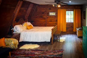 Hiker’s Haven, a Cozy Cabin above Bashakill Refuge - Image 3