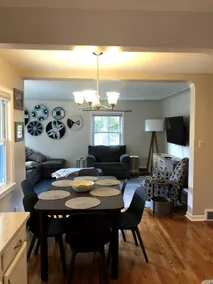 Light filled Two Bedroom House - Image 4