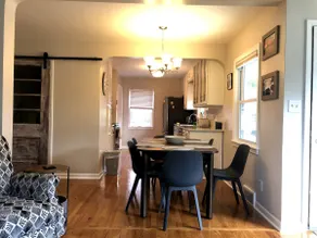 Light filled Two Bedroom House - Image 5