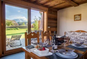 Apartment in Charming Chalet with Balneo Pool - Image 4