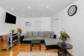 Beautiful and Comfortable 3 Bedrooms & 2 Bathroom - Image 2