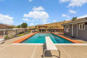 Wenatchee Mansion. 6500 sqft, pool, hot tub, 6 BR, theater, billiards and more! - Image 4
