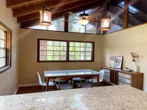 Rustic 3-BR home w/spacious kitchen in Central FL - Image 4