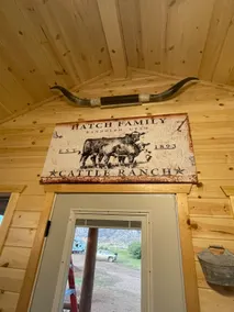 Kick your boots off at The Crawford Mountain Cabin - Image 4