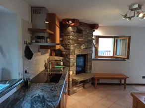 Cozy little flat with fireplace - Image 5