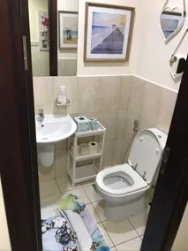 Lovely spacious 1 bedroom with a garden - Image 5