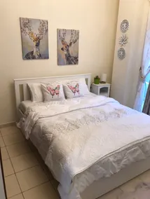 Lovely spacious 1 bedroom with a garden - Image 4