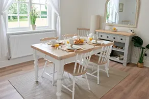 Secluded holiday cottage near the Wolds Way - Image 2