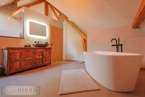 Loft Merida - Designer Apartment with Large Bathtub - Image 2