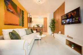 COLORFUL FUSION - Modern Apt at Romexpo - Image 4