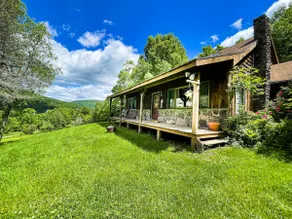 Cozy Rustic Log Cabin • Perfect Catskills Stay - Image 4