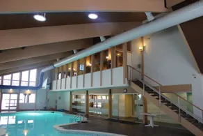 Woodland Cabin-Indoor Pool / Lake - Image 4