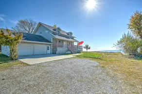 Serene Cottage on the shores of Lake Erie - Image 3