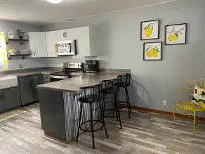 Cozy Home with Garage - Image 3