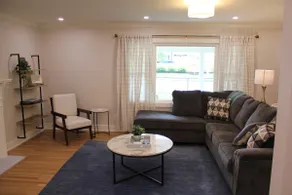 Beautiful 4-bedroom home, close to Downtown/UK - Image 5