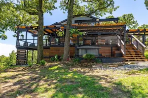 Luxury private lake home | Hot tub & fire pit - Image 3