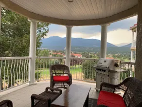 Beautiful Mountain Getaway (Main Floor/No Stairs) - Image 3