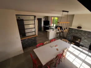 THE HOUSE ON THE SLOPES - Image 2