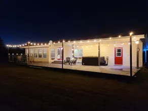 Cozy family cottage on the ocean, sleeps 7. - Image 2