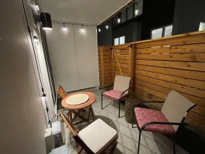 Free Parking, Light Rail, Stadiums, Private Suite! - Image 5
