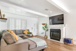 Lux Home with Hot Tub and Sauna 15miles to DLand - Image 2