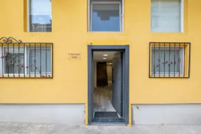 Freshly Renovated 1 BDRM Loft in The Old Center - Image 3