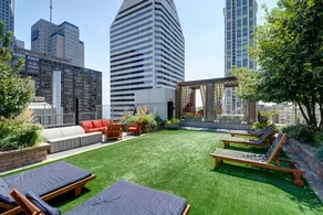 Millennium Park Paradise (Fitness Center • Lounge) - Image 2