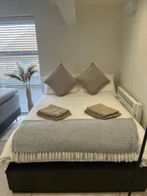 Studio apartment - sunsets and sea views - Image 3