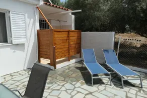 House by the sea, all amenities - Image 4