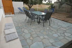 House by the sea, all amenities - Image 5
