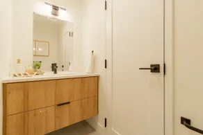 2 bedroom Condo- Hot Tub, 1 min to beach - 305 - Image 3