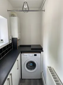 2 Bedroom Apartment with parking PET friendly - Image 5