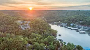 Bring your boat and enjoy the lake! - Image 4