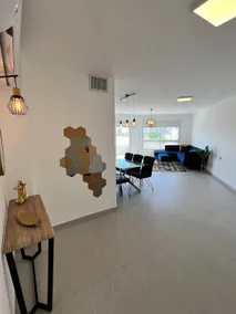 Rothschild Royal - Luxury & Modern rental - Image 3