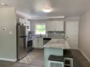 Cecil two-bedroom home across from Shawano Lake - Image 2