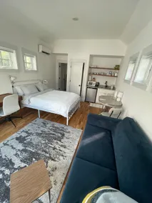 Quiet, Clean, Scent-Free Guesthouse Near Duke! - Image 3