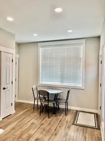 Detached 1-bedroom guesthouse w/ private backyard - Image 3