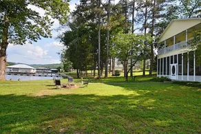 Cheerful 6 bedroom home on the lake! - Image 5