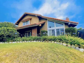 Luxury 5BR Pool Home | ONT, Victoria Gdns & Mills - Image 2