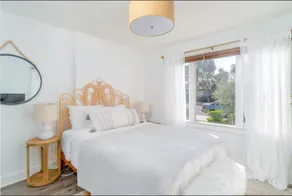 Charming Beach Cottage, 2 blocks from the water! - Image 5