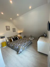 PRIVATE STUDIO - Image 5