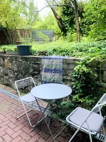 Lovely unit w free parking/naturally cool @ Summer - Image 4