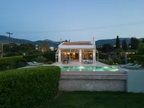 Phillyrėa Luxury Villas•Superior Dåphne 4 bedrooms - Image 2