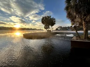 Lake Life Bungalow - Kayaks-Pool-Waterfall-Farm - Image 3