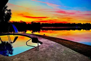 Lake Life Bungalow - Kayaks-Pool-Waterfall-Farm - Image 4