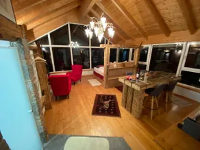 Studio with mountain view - Image 5
