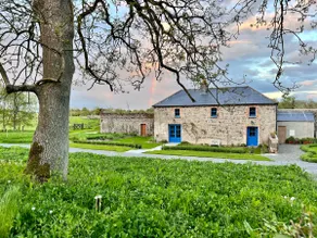 Charming cottage in the grounds of Killua Castle - Image 2