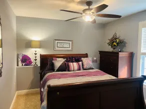 Spacious, clean, family friendly, central location - Image 2